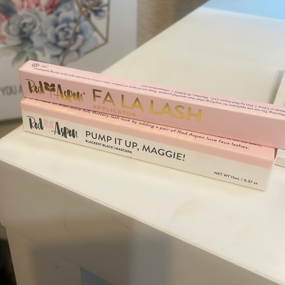 Red Aspen mascara and lash applicator bundle